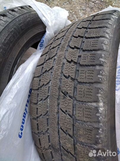 Toyo Observe GSi-5 215/55 R18 S