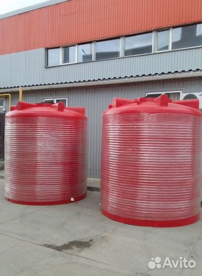 Пластиковая емкость на 10000 литров