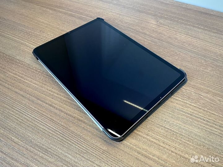 iPad Pro 11 2021 M1 128Gb/Wi-Fi идеал/чехол