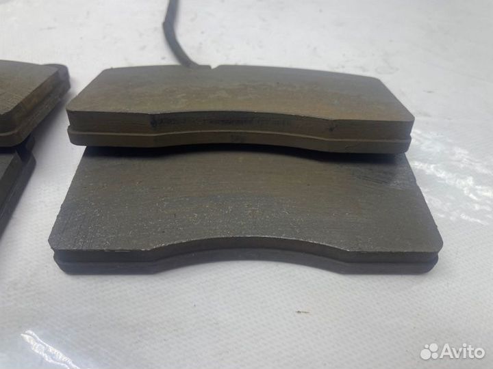 Тормозные колодки переднее Volkswagen Touareg FL