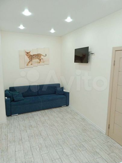 2-к. квартира, 42 м², 3/3 эт.