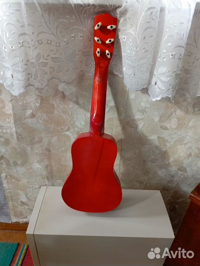 Детская гитара