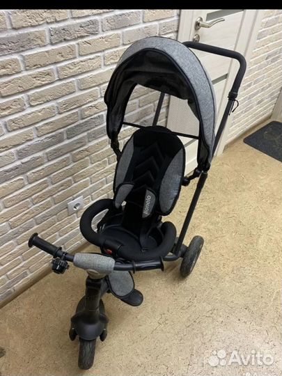 Трехколесный велосипед с ручкой lionelo