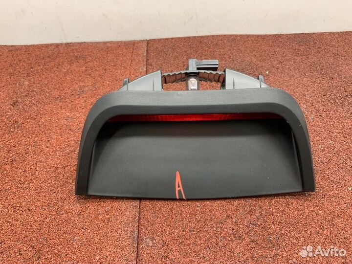 Стоп-сигнал Renault Logan 2 L8 K7M812 1.6 2019