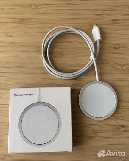 Зарядка для iPhone MagSafe