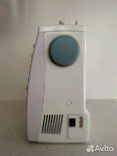 Швейная машина Janome 423S