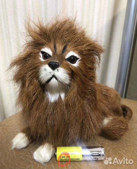 Фигурка лев из натурального меха