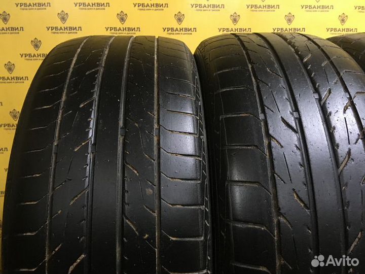 Toyo DRB 215/50 R17 91V