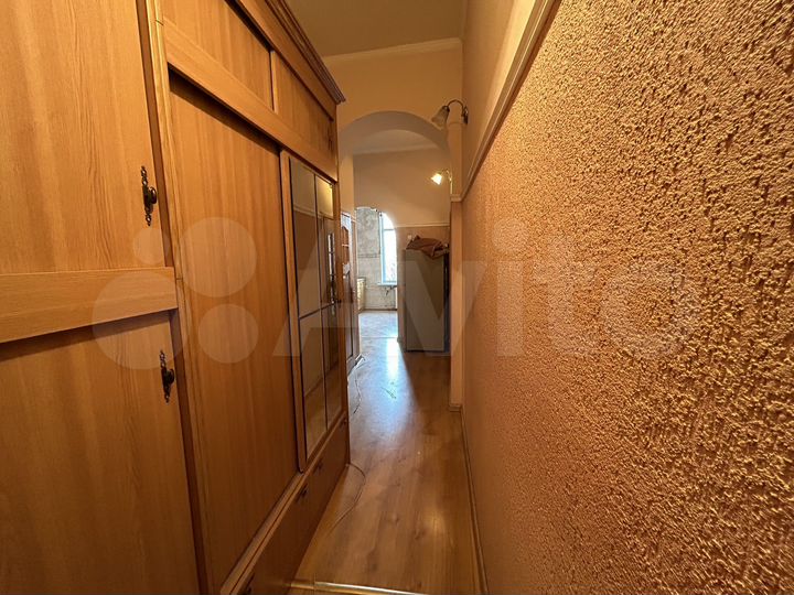 2-к. квартира, 73 м², 3/3 эт.