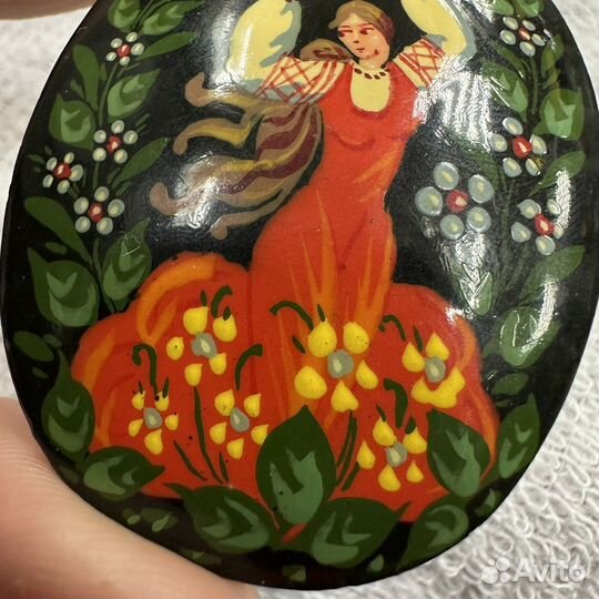 Брошь палех девушка С венком СССР (сзр)