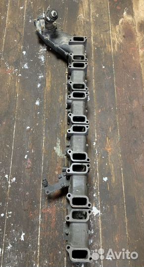 Впускной коллектор Скания 1893329 Scania