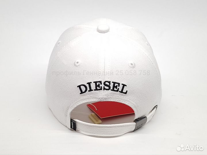 Бейсболка Diesel Only Brave