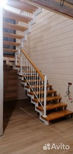 Лестница на второй этаж/изготовление лестниц