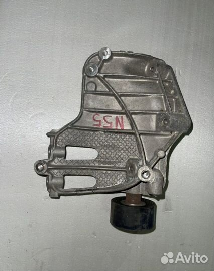 Кронштейн компрессора кондиционера BMW F10