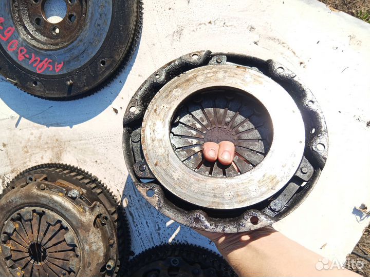 Корзина сцепления, маховик Audi 80 B2 78-84г