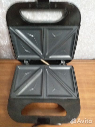 Сэндвичница 