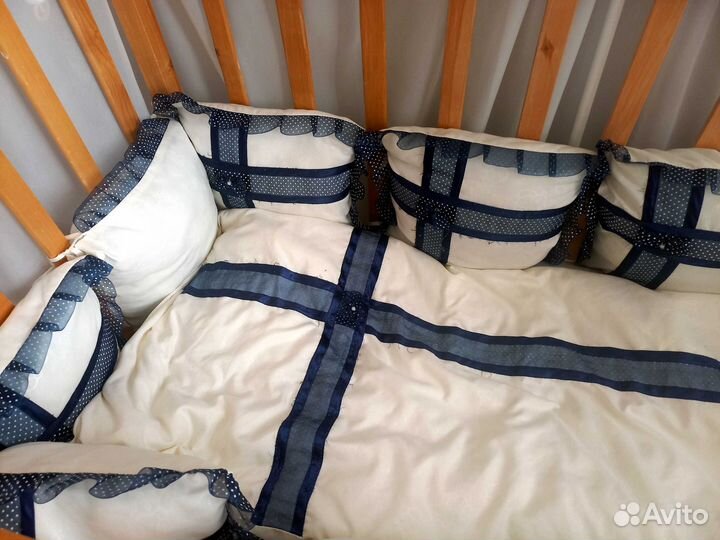 Детское постельное белье и бортики в кроватку
