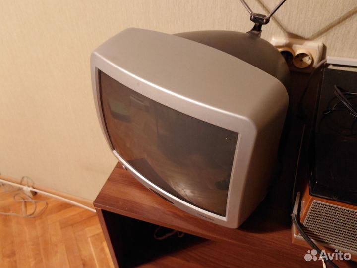 Телевизор бу Toshiba 14