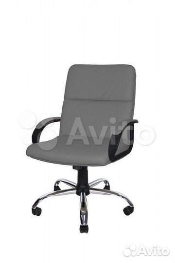 Офисное кресло