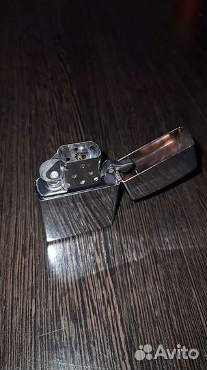 Зажигалка zippo