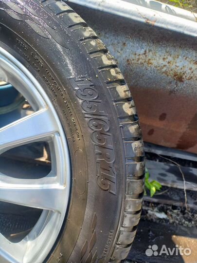 Комплект литых дисков шин R15 195/65 5/114.3