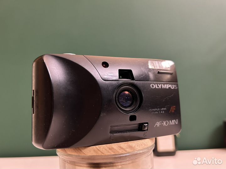 Пленочный фотоаппарат Olympus AF-10 mini