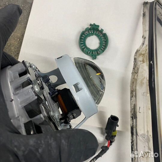 Фара Оригинал Koito Mazda 6 GH на запчасти