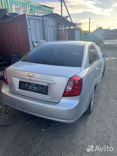 В разборке шевролет лачетти 2008 год 1,6