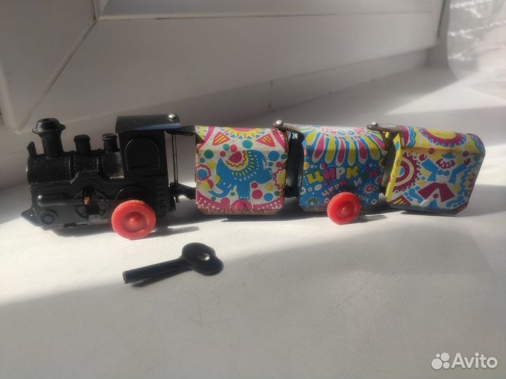 Паровозик заводной Цирк СССР