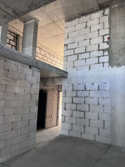 3-к. квартира, 100 м², 9/10 эт.