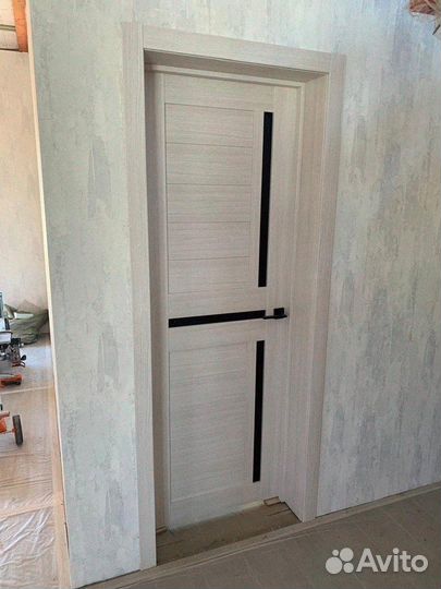 Дверь межкомнатная черная