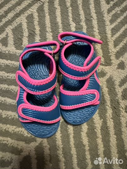 Сандали для девочки легкие пляжные новые 23