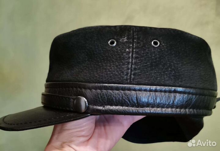 Мужская утеплённая демисезонная кожаная кепка