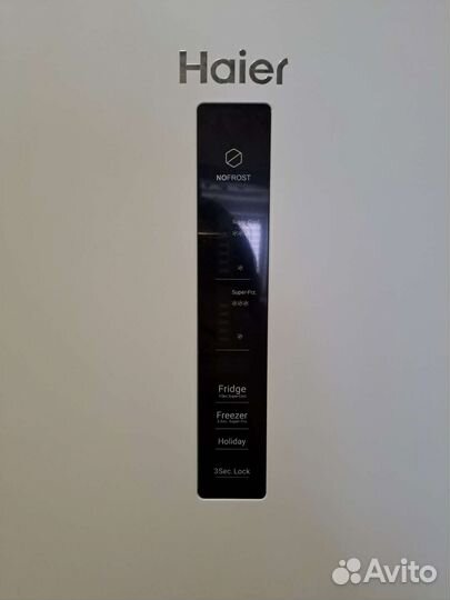 Холодильник Haier CEF535AWG