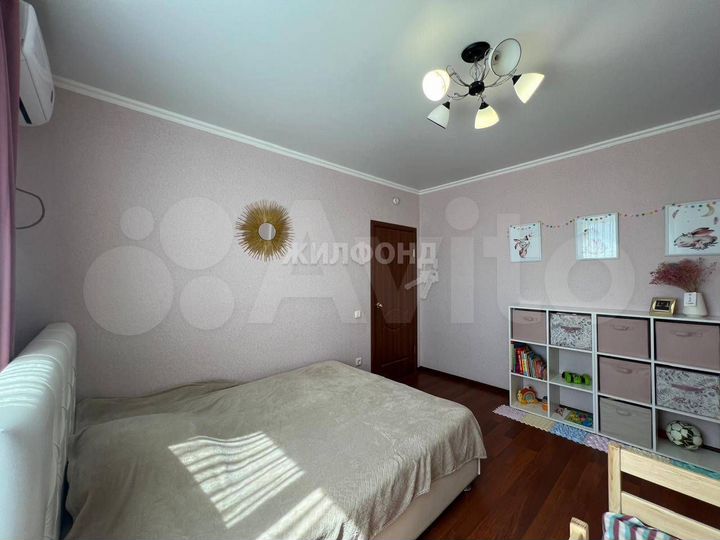 2-к. квартира, 60 м², 9/12 эт.