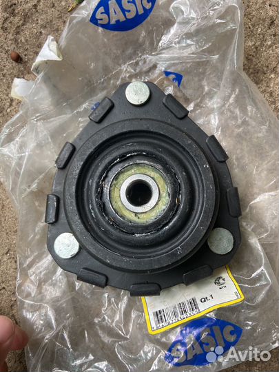 Опорный подшипник toyota avensis 2001г