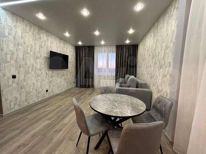 2-к. квартира, 50 м², 8/9 эт.