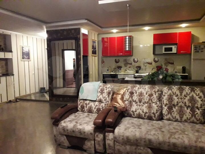 2-к. квартира, 70 м², 9/9 эт.