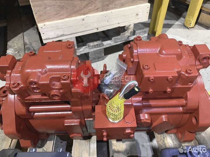 Основной насос Doosan S230LC-V K3V112DT