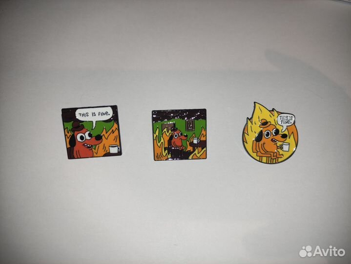 Значок с мемом 