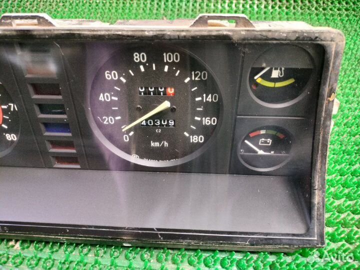 Панель приборов Лада 2107 2004