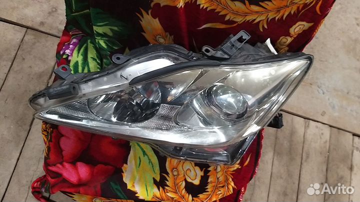 Фара lexus is 250