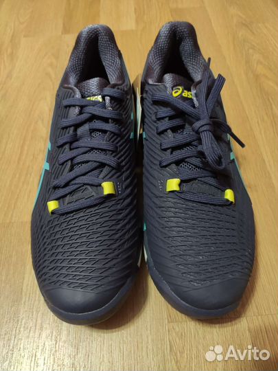 Теннисные кроссовки