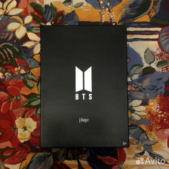 Кукла BTS Prestige J-Hope от Mattel