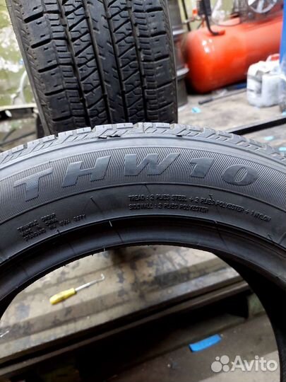 Triangle THW10 215/60 R17 96H