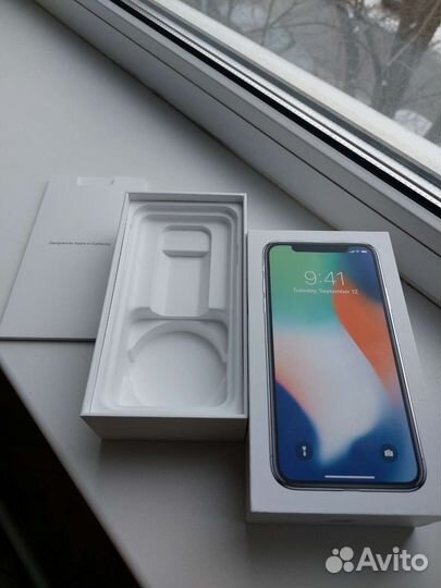 Коробка от смартфона iPhone 11ProMax256GB,ключ