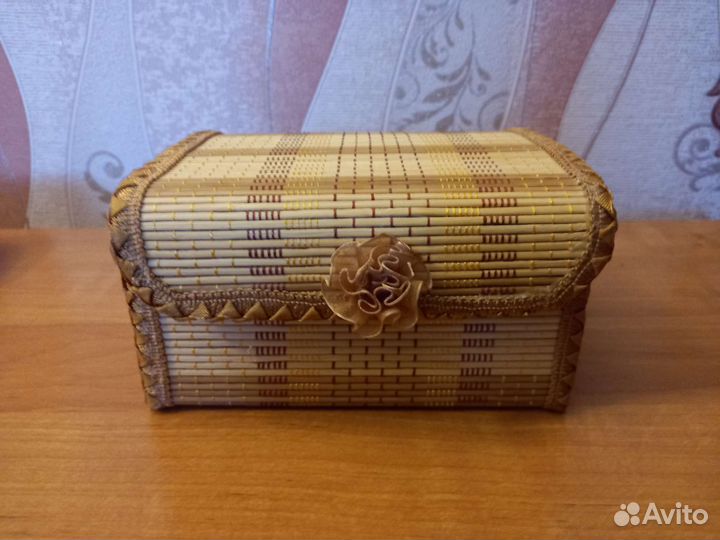 Шкатулка плетеная