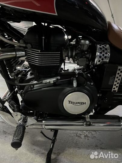 Мотоцикл Triumph speedmaster bonneville