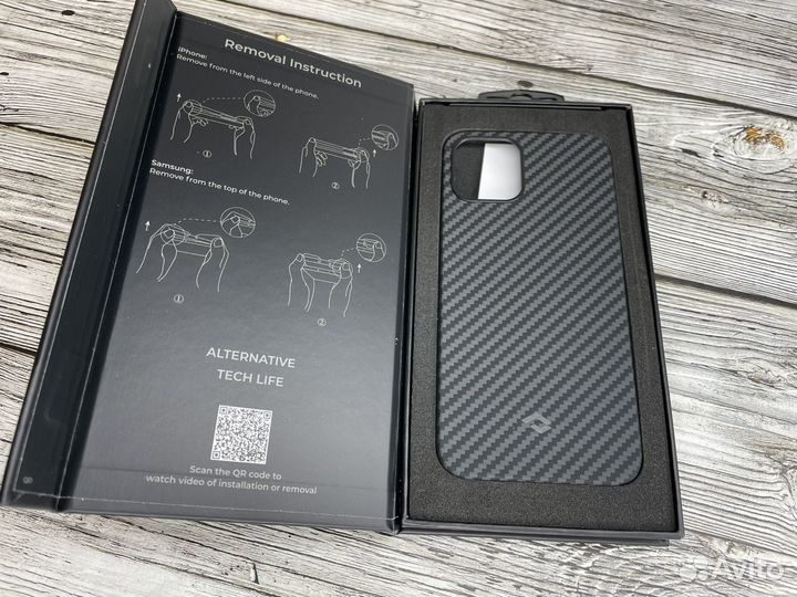 Чехлы Pitaka для iPhone 12/12Pro