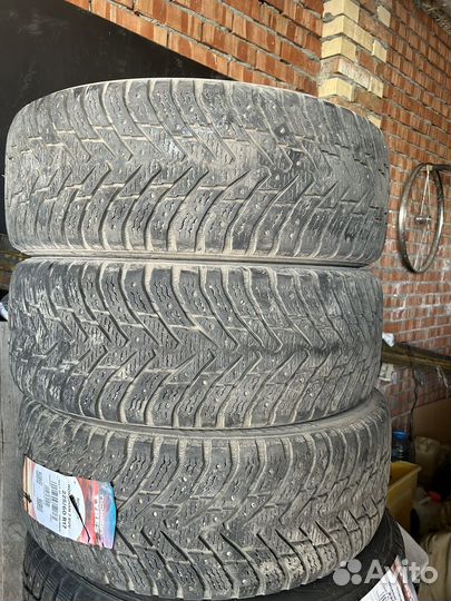 Nokian Tyres Hakkapeliitta 8 SUV 225/60 R17